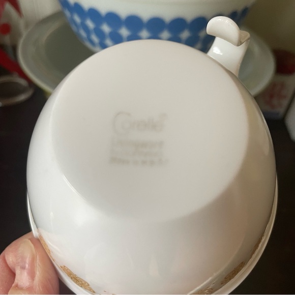 Vintage Corelle Pyrex Butterfly Gold Hook Handle Teacups❤️ - Picture 3 of 6